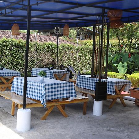 Finca Hotel Zona Franca リオネグロ エクステリア 写真